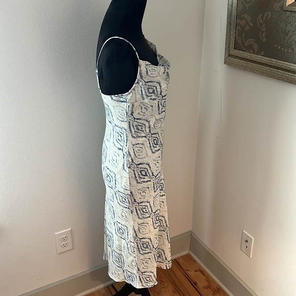 Collective Concepts draped cowl neck ivory blue print fitted silhouette dress S - Picture 5 of 8